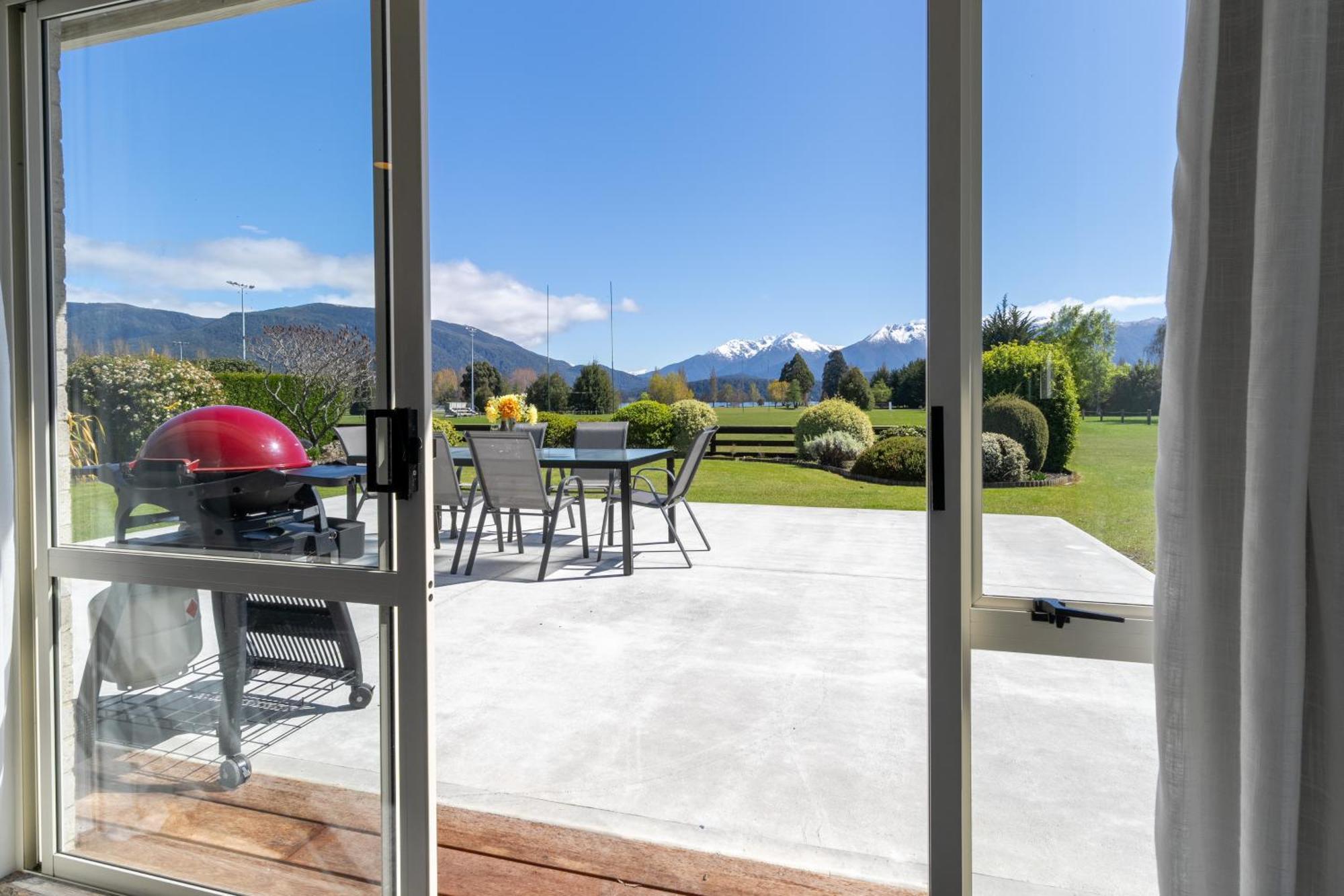 Kepler Retreat - Te Anau Holiday Home Εξωτερικό φωτογραφία